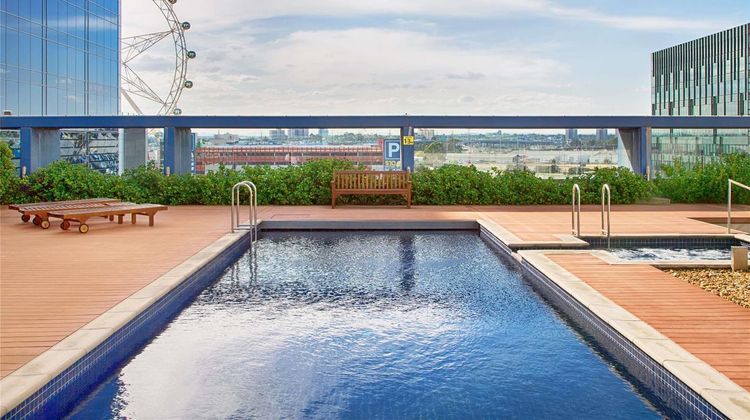 The Sebel Residences Melbourne Docklands Pool
