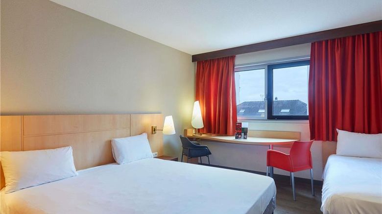 <b>Hotel Ibis Annemasse Room</b>. Images powered by <a href="https://iceportal.shijigroup.com/" title="IcePortal" target="_blank">IcePortal</a>.