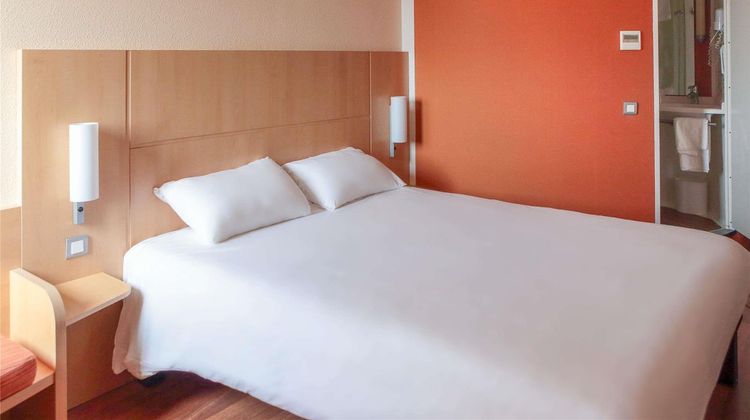 Ibis Albert Exterior