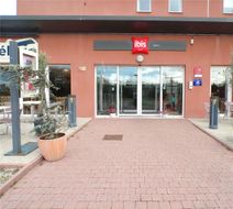 Ibis Albert Exterior