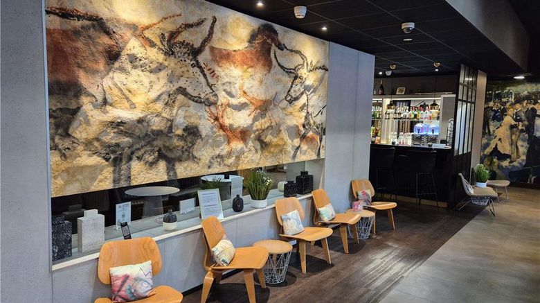 <b>Mercure Perigueux Centre 3 Restaurant</b>. Images powered by <a href="https://iceportal.shijigroup.com/" title="IcePortal" target="_blank">IcePortal</a>.