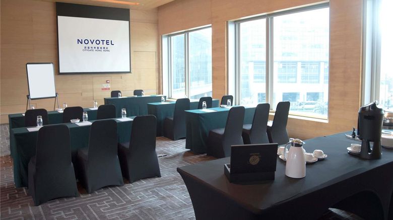 <b>Novotel Citygate Hong Kong Meeting</b>. Images powered by <a href="https://iceportal.shijigroup.com/" title="IcePortal" target="_blank">IcePortal</a>.