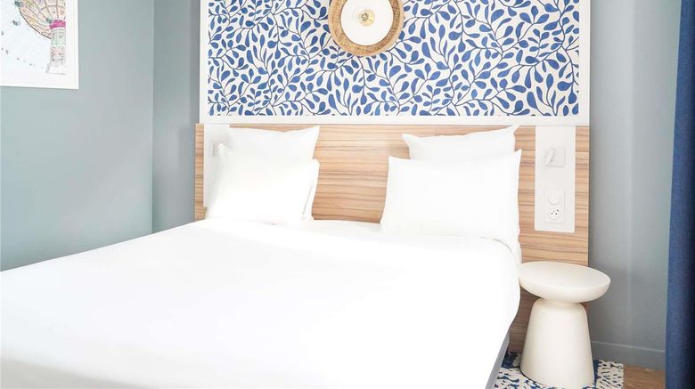 <b>Mercure Paris Boulogne Aparthotel Room</b>. Images powered by <a href="https://iceportal.shijigroup.com/" title="IcePortal" target="_blank">IcePortal</a>.