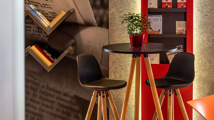 Hotel Ibis Paris Boulogne Billancourt Exterior