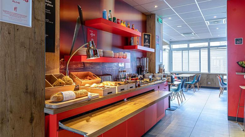 <b>Hotel Ibis Paris Boulogne Billancourt Restaurant</b>. Images powered by <a href="https://iceportal.shijigroup.com/" title="IcePortal" target="_blank">IcePortal</a>.