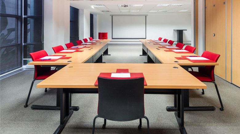 <b>Ibis Casablanca Sidi Maarouf Meeting</b>. Images powered by <a href="https://iceportal.shijigroup.com/" title="IcePortal" target="_blank">IcePortal</a>.