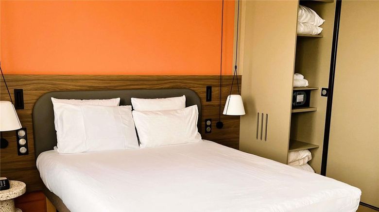 <b>Suite Novotel Clermont Ferrand Polydome Room</b>. Images powered by <a href="https://iceportal.shijigroup.com/" title="IcePortal" target="_blank">IcePortal</a>.