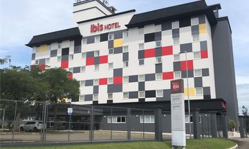 Ibis Criciuma