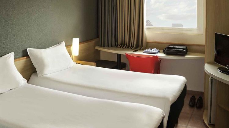 Ibis Criciuma Room