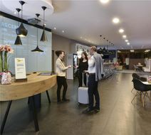 Hotel Ibis Kortrijk Centrum Exterior