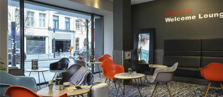 Hotel Ibis Kortrijk Centrum Exterior