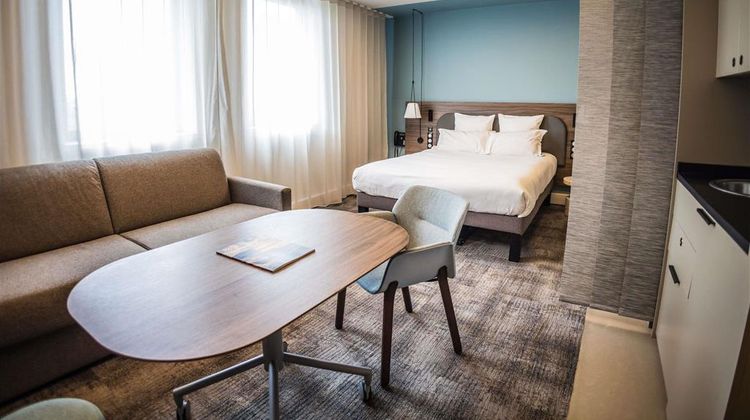 Suite Novotel Rouen Normandie Room