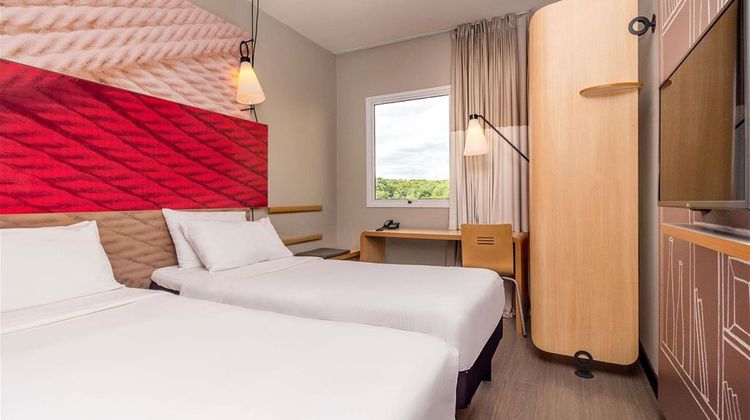 Ibis Campo Grande Room