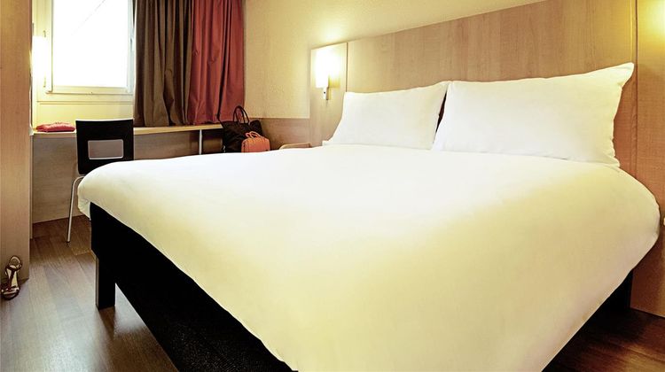 Ibis Campo Grande Room