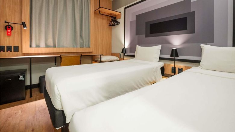 <b>Ibis Navegantes Itajai Room</b>. Images powered by <a href="https://iceportal.shijigroup.com/" title="IcePortal" target="_blank">IcePortal</a>.