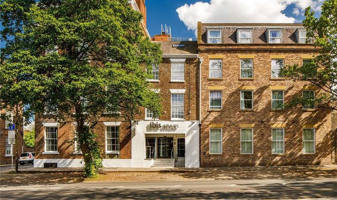 Ibis Styles York Centre Exterior