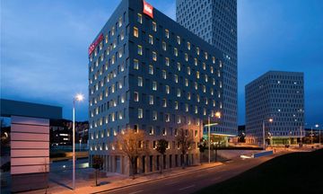 Ibis Barcelona Santa Coloma