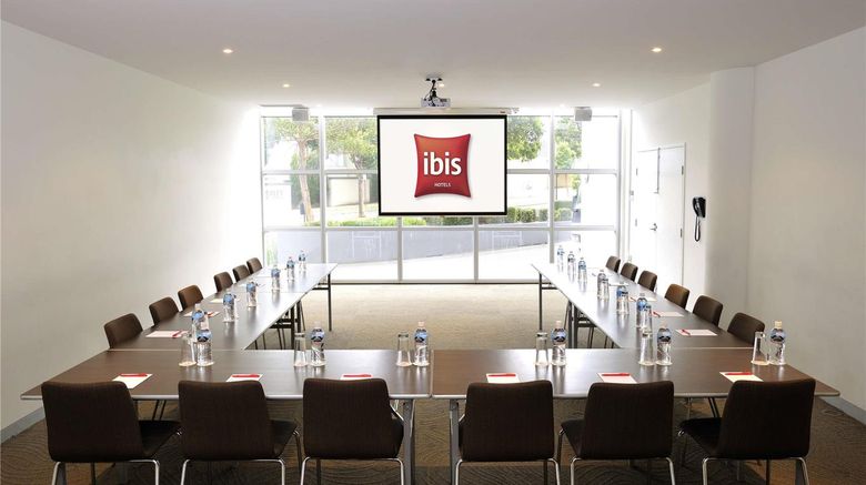 <b>Hotel Ibis Glen Waverley Meeting</b>. Images powered by <a href="https://iceportal.shijigroup.com/" title="IcePortal" target="_blank">IcePortal</a>.