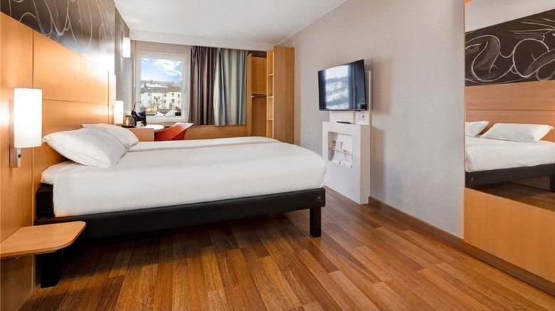 <b>Ibis Brighton City Centre Room</b>. Images powered by <a href="https://iceportal.shijigroup.com/" title="IcePortal" target="_blank">IcePortal</a>.
