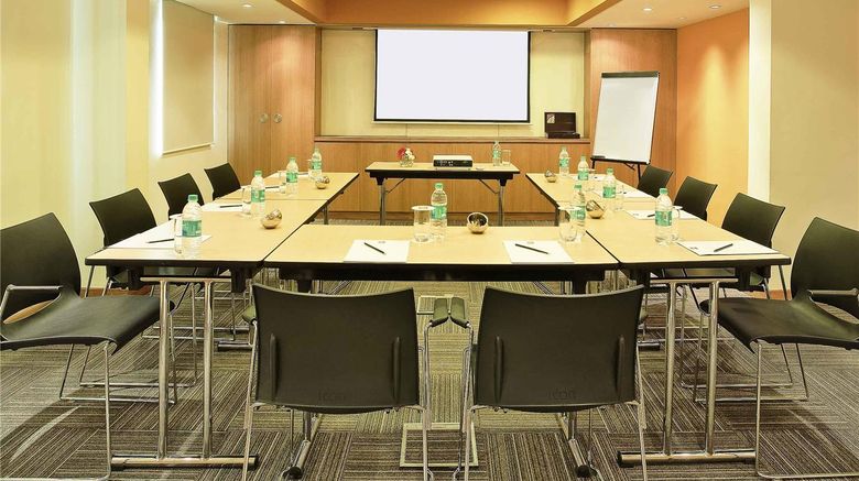 <b>Ibis Bengaluru City Centre Meeting</b>. Images powered by <a href="https://iceportal.shijigroup.com/" title="IcePortal" target="_blank">IcePortal</a>.