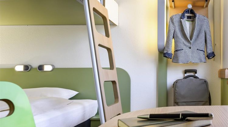 Ibis Budget Portsmouth Room