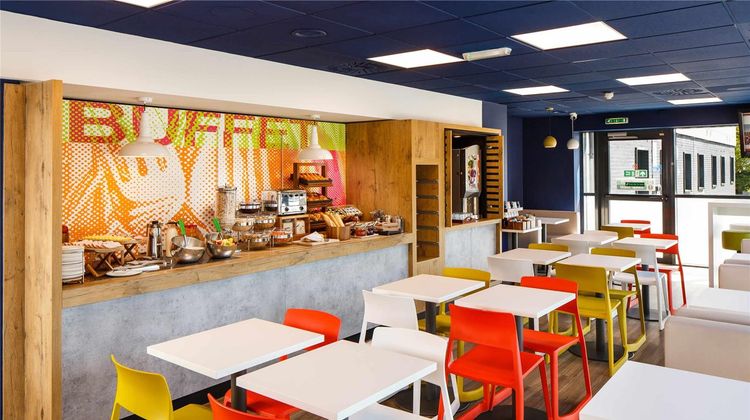 Ibis Budget Portsmouth Exterior