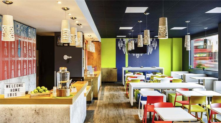 Ibis Budget London Hounslow Exterior