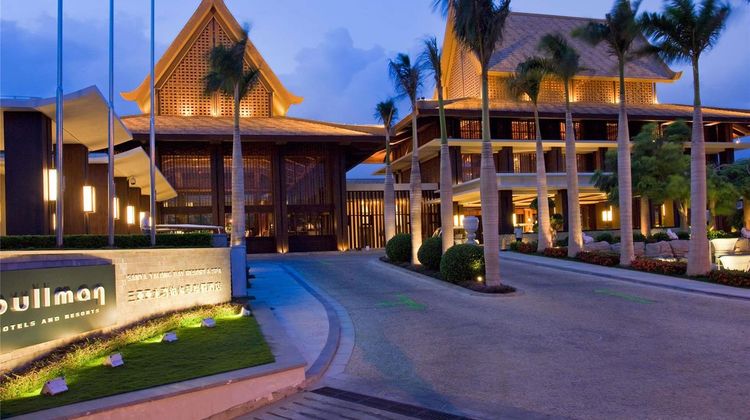 Pullman Sanya Yalong Bay Exterior