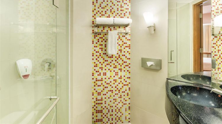 Hotel Ibis Semarang Room