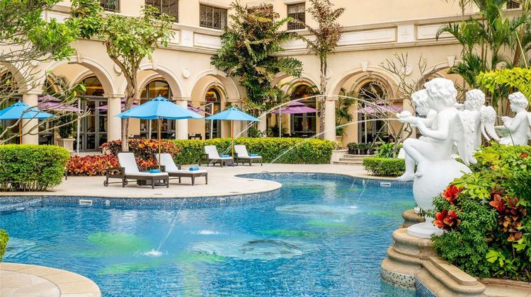 Sofitel Macau at Ponte 16 Pool