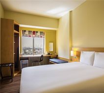 Ibis Deira Creekside Dubai Room
