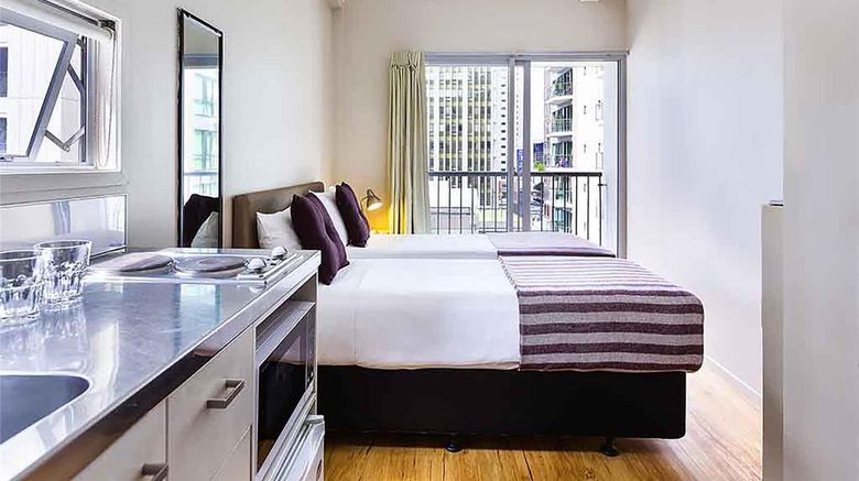 <b>Ibis Budget Auckland Central Room</b>. Images powered by <a href="https://iceportal.shijigroup.com/" title="IcePortal" target="_blank">IcePortal</a>.
