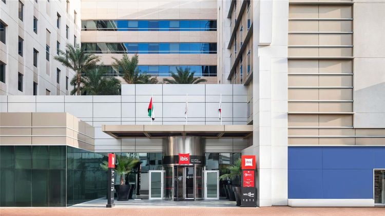 Ibis Mall Avenue Dubai Exterior