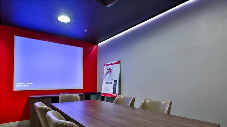 <b>Ibis Rio de Janeiro Copacabana Meeting</b>. Images powered by <a href="https://iceportal.shijigroup.com/" title="IcePortal" target="_blank">IcePortal</a>.