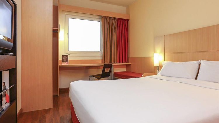 Hotel Ibis Buenos Aires Obelisco Room