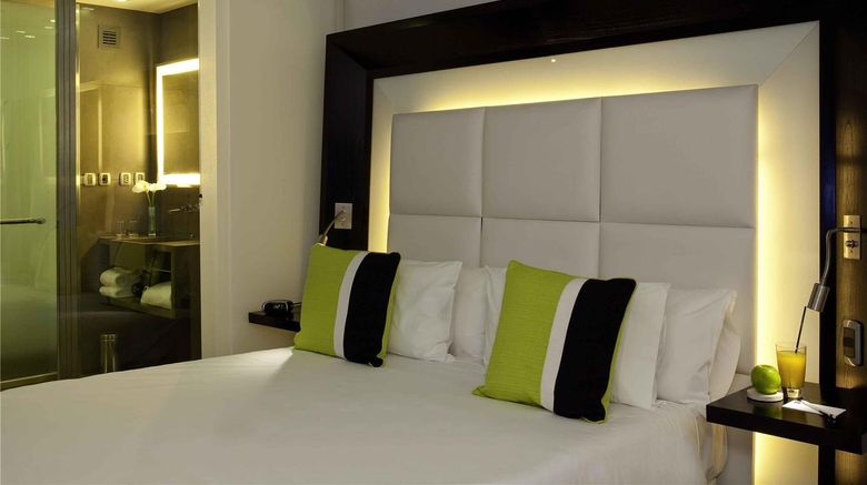 <b>Novotel Buenos Aires Room</b>. Images powered by <a href="https://iceportal.shijigroup.com/" title="IcePortal" target="_blank">IcePortal</a>.