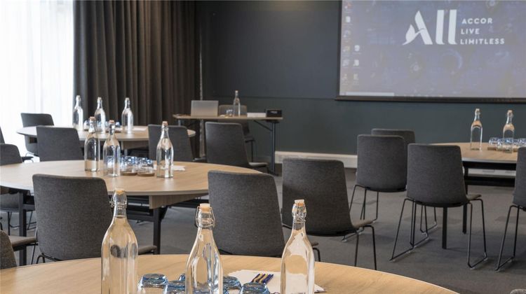 Novotel Edinburgh Park Meeting