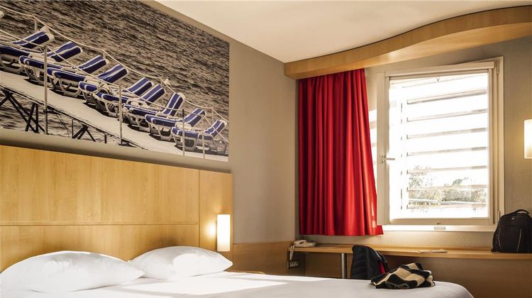 Ibis Cannes Mandelieu Room