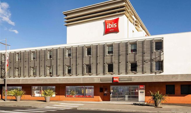 Ibis Cannes Mandelieu Exterior