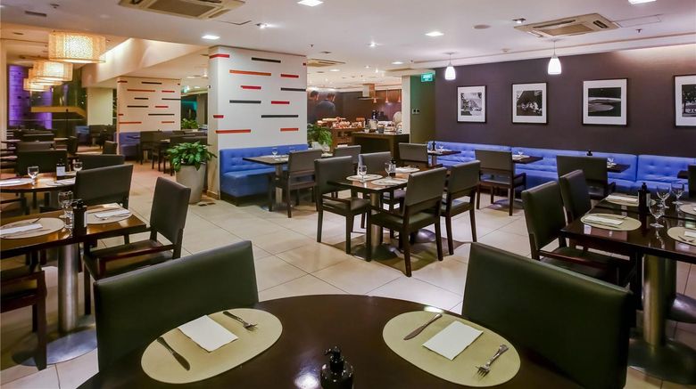 <b>Novotel Rio de Janeiro Santos Dumont Restaurant</b>. Images powered by <a href="https://iceportal.shijigroup.com/" title="IcePortal" target="_blank">IcePortal</a>.