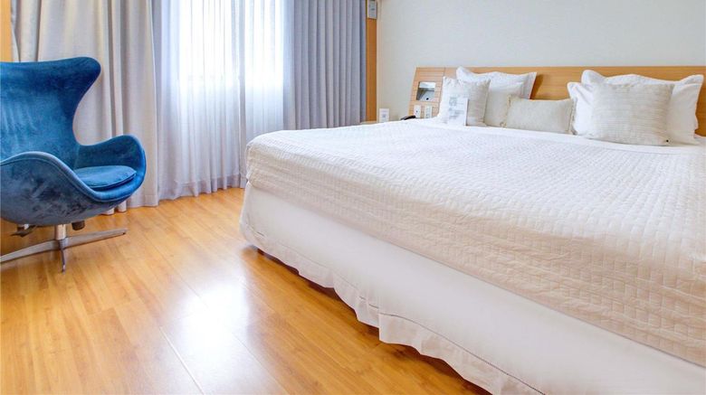 <b>Novotel Rio de Janeiro Santos Dumont Room</b>. Images powered by <a href="https://iceportal.shijigroup.com/" title="IcePortal" target="_blank">IcePortal</a>.