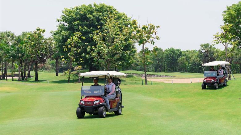 <b>Sofitel Phnom Penh Phokeethra Golf</b>. Images powered by <a href="https://iceportal.shijigroup.com/" title="IcePortal" target="_blank">IcePortal</a>.