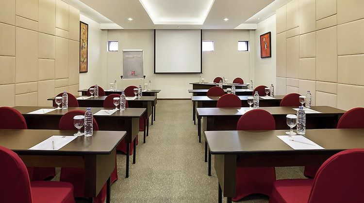 Hotel Ibis Solo Meeting