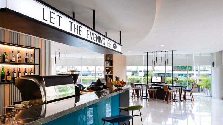 Hotel Ibis Sathorn Bangkok Exterior
