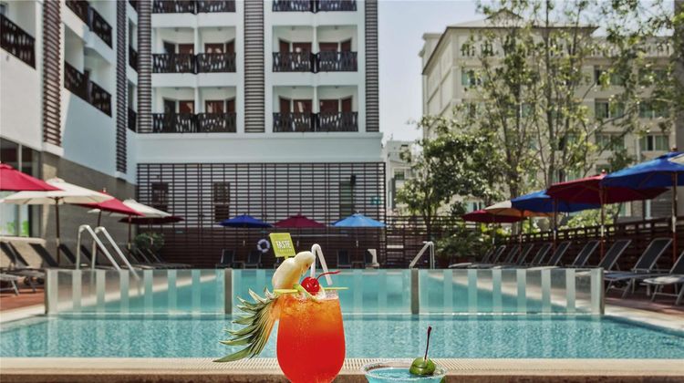 Ibis Pattaya Hotel Exterior