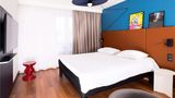 Ibis Hotel Valenciennes Room