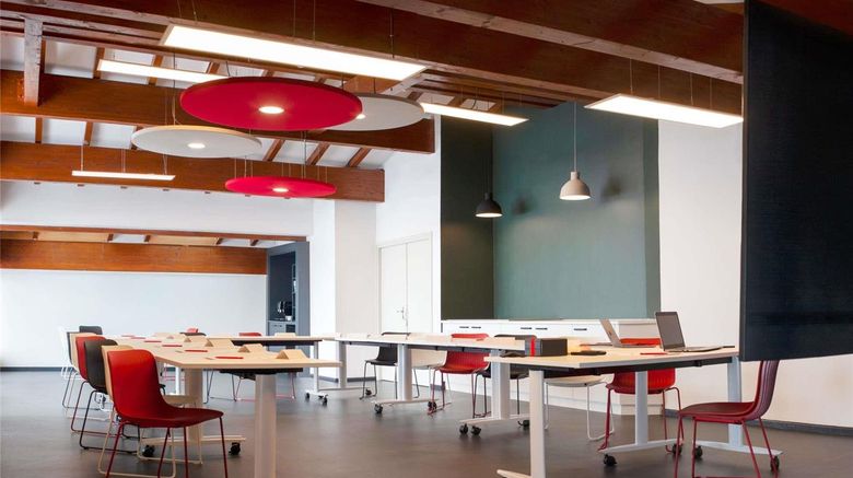 <b>Ibis Pontarlier Exterior</b>. Images powered by <a href="https://iceportal.shijigroup.com/" title="IcePortal" target="_blank">IcePortal</a>.