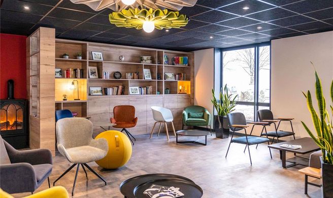 Ibis Pontarlier Exterior