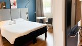 Hotel Ibis Martigues Room
