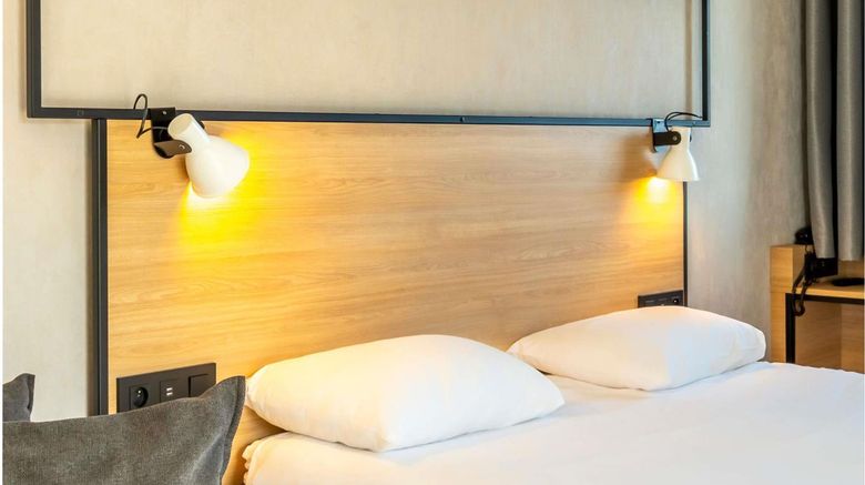 <b>Ibis Ciboure St Jean De Luz Room</b>. Images powered by <a href="https://iceportal.shijigroup.com/" title="IcePortal" target="_blank">IcePortal</a>.